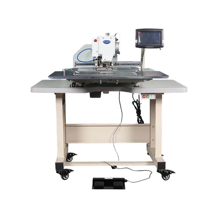 Machine à coudre les chapeaux